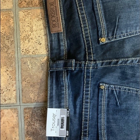 ROCK&ROLL COWGIRL Jeans - Picture 11 of 13